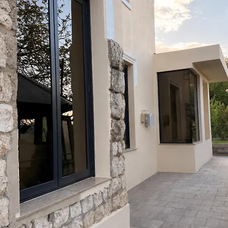 Joyso Life Brasov Apartments - Couples Only (Adults Only)-3